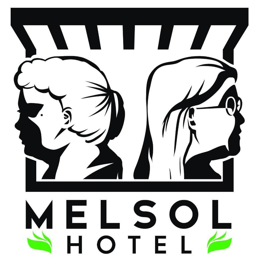 Melsol Hotel Bantay Esterno foto